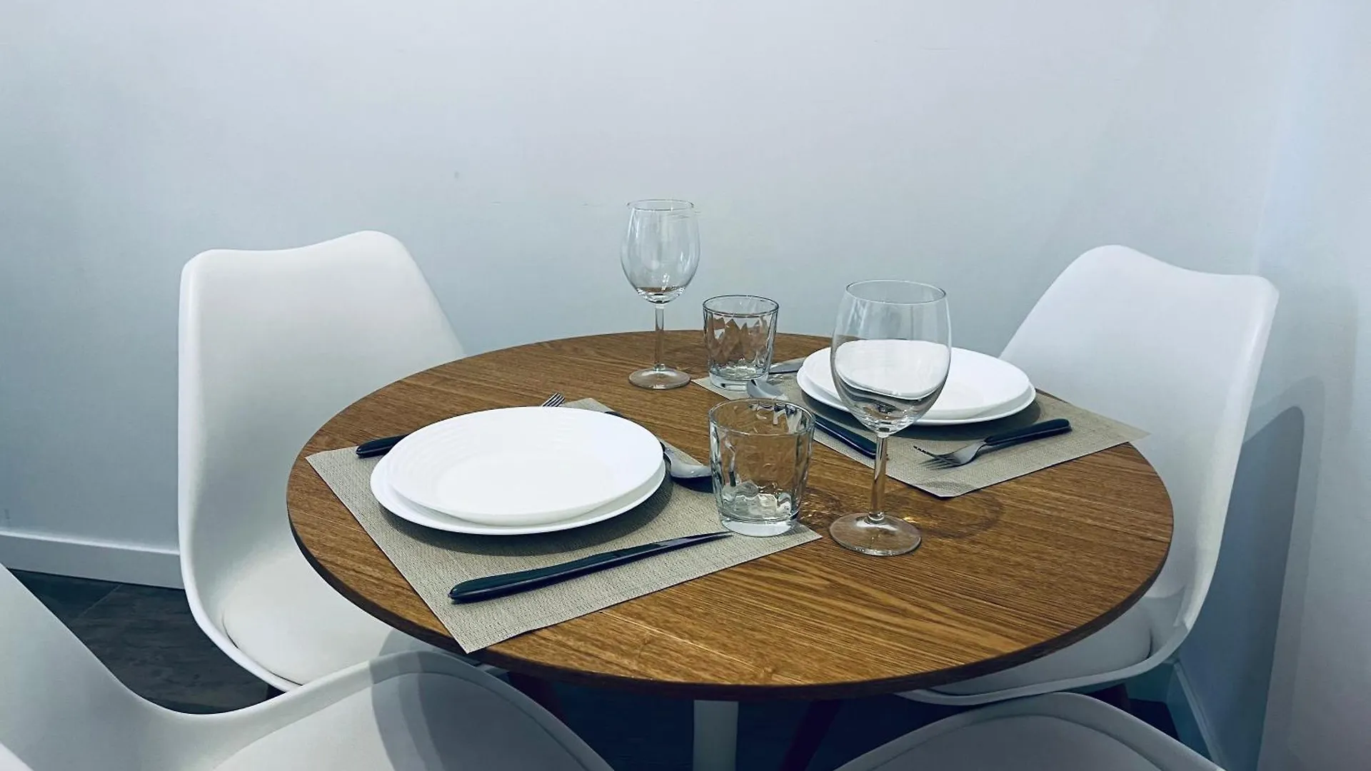 Tortona 767 - Smart House Nella Moda E Design - Navigli - Fuori Salone Милан 0*,  Италия
